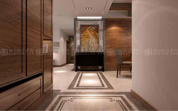 进门走廊玄关处，设计的是一个成品装饰柜。端景是成品的地板拼花上墙，古典的造型采用现代材料，有节奏感的色彩对比赏心悦目