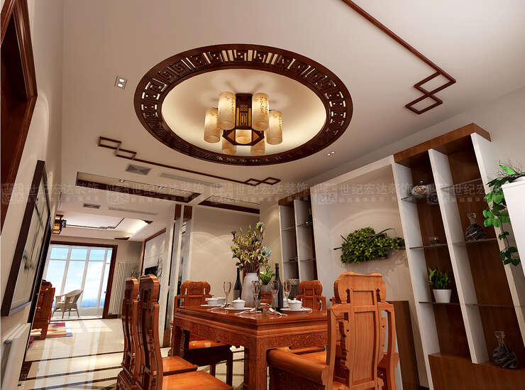 餐厅设计了圆形吊顶，再搭配上和客厅相呼应的木质线条和花格的设计。在中式格调的基础上，增加了对比色彩，使整个空间更加丰富，更好的诠释了中式风情。